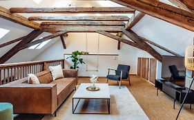 JAMA - Großes Design Apartment, Innenstadt, WLAN, Familie&Gruppen